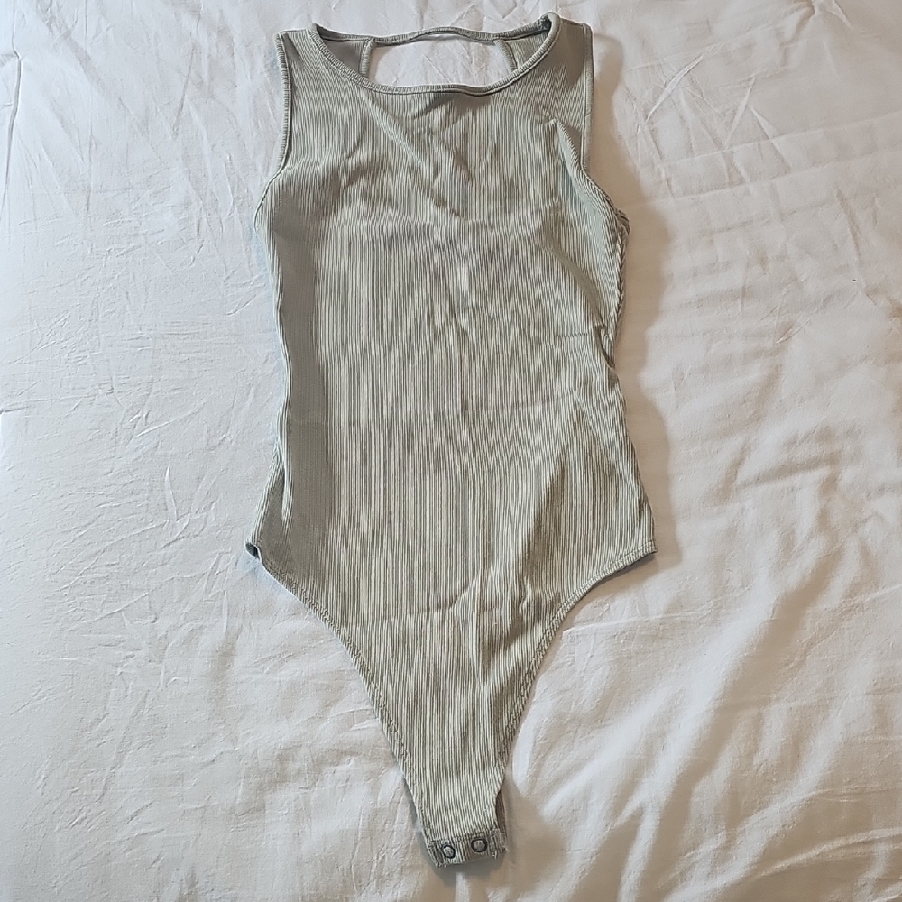 Ribbed Sleeveless Bodysuit